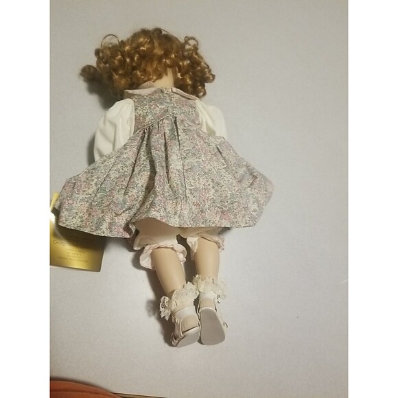 Georgetown Collection Caroline by Pamela Phillips from Sweethearts of Summer 16” - Picture 6 of 9